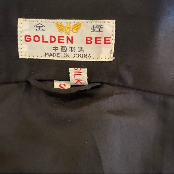 Vtg silk and silk lined hand embroidered  black Kimono. EUC Unisex - Picture 8 of 12